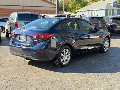 Used 2018 MAZDA MAZDA3 Sport image 4