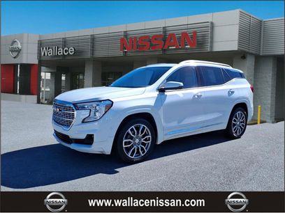 Used 2022 GMC Terrain Denali w/ Denali Premium Package