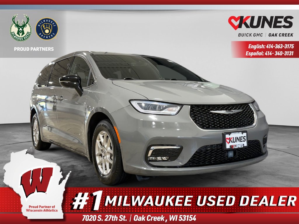 Used 2025 Chrysler Pacifica Select FWD image 1