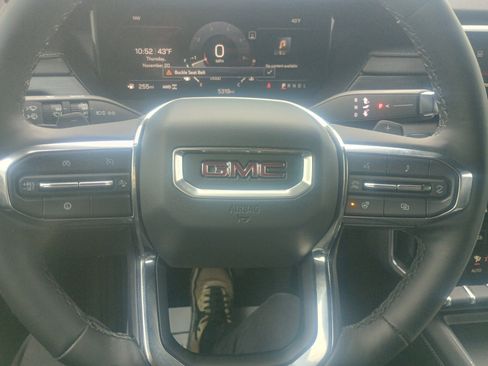 Used 2025 GMC Acadia Elevation w/ LPO, Floor Liner Package image 23