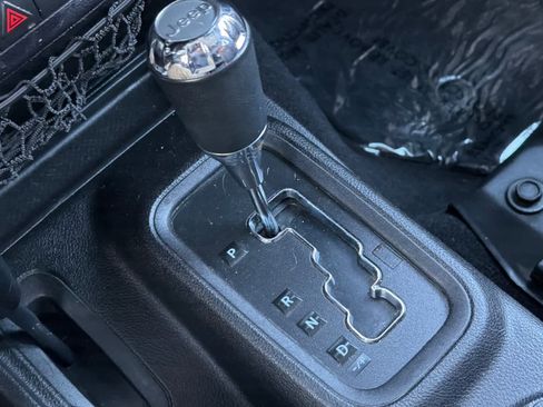 Used 2014 Jeep Wrangler Unlimited Sahara w/ Connectivity Group image 22