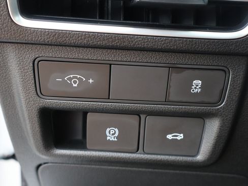 Used 2025 Hyundai Sonata SEL FWD image 42