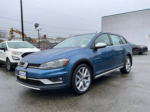 Used 2019 Volkswagen Golf Alltrack SEL image 4