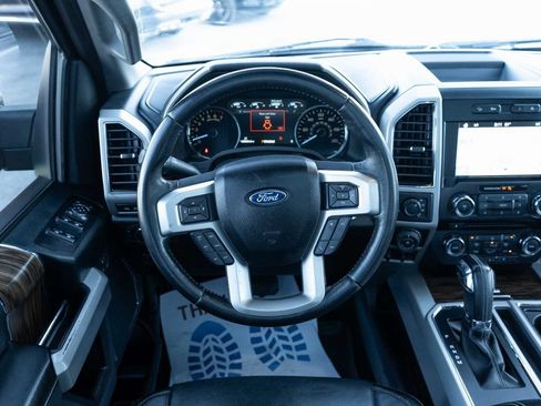 Used 2018 Ford F150 Lariat image 15
