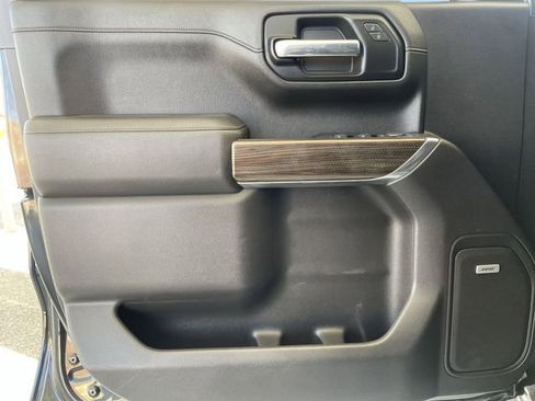 Used 2019 Chevrolet Silverado 1500 LT Trail Boss AWD/4WD image 21