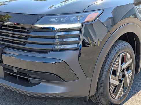 New 2026 Nissan Kicks SV w/ SV Premium Package image 10