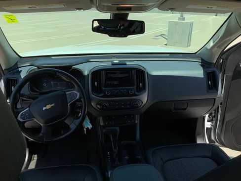 Used 2017 Chevrolet Colorado Z71 RWD image 19