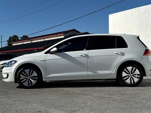 Used 2018 Volkswagen e-Golf SE image 7