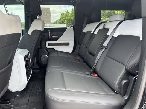 Used 2024 GMC Hummer EV 2X w/ Extreme Off-Road Package AWD/4WD image 21