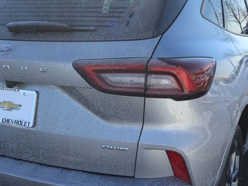 Used 2024 Ford Escape ST-Line image 8