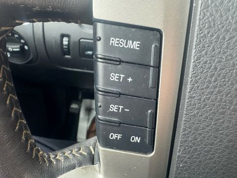 Used 2011 Ford Flex SEL w/ Convenience Pkg image 17