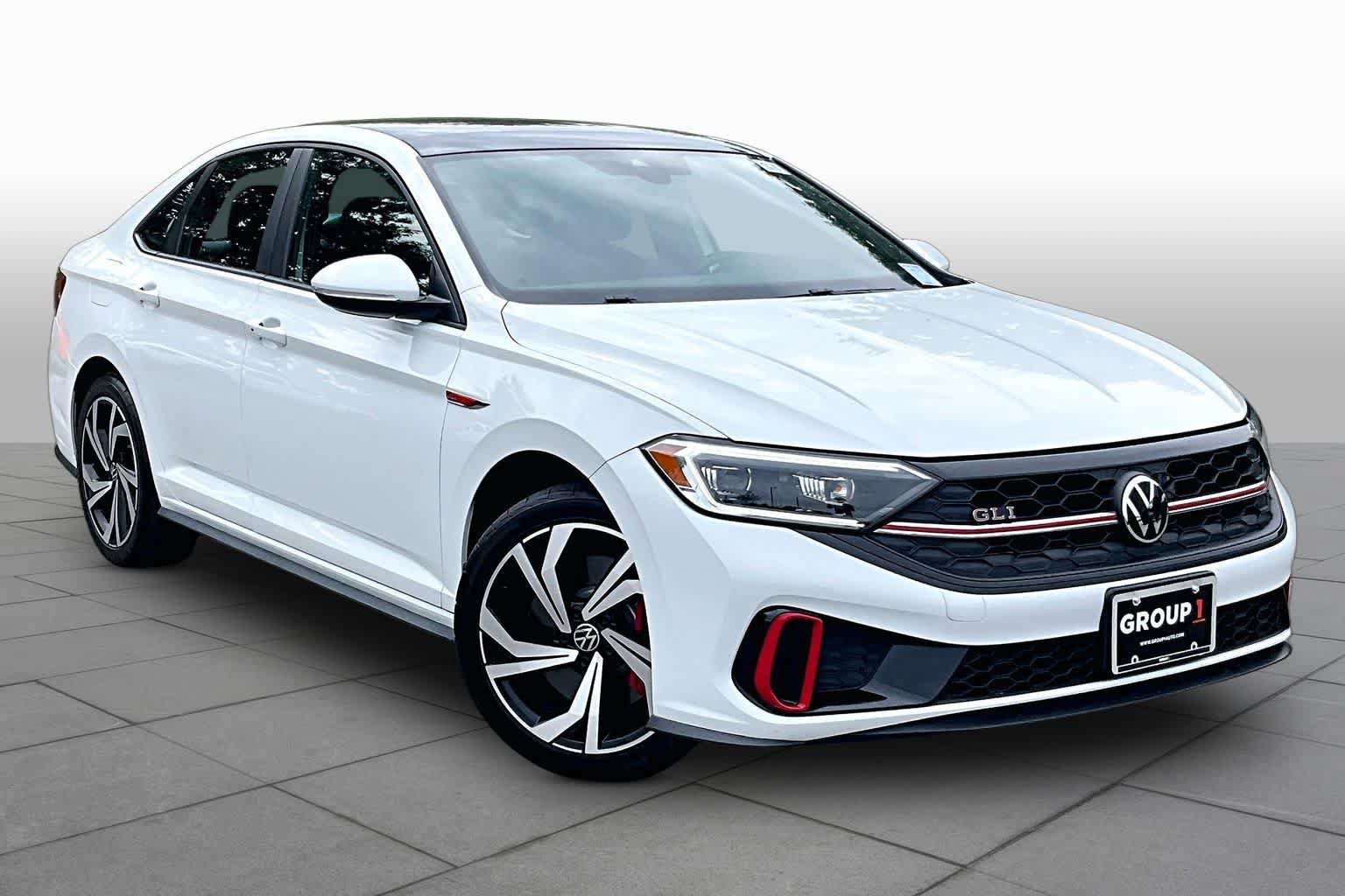 Used 2024 Volkswagen Jetta GLI Autobahn FWD image 2