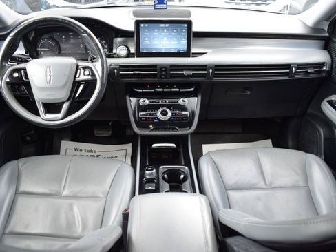 Used 2021 Lincoln Corsair FWD w/ Premium Package image 16
