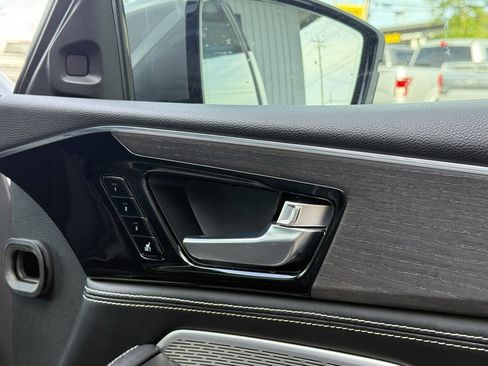 Used 2022 Acura MDX SH-AWD w/ Advance Package image 38