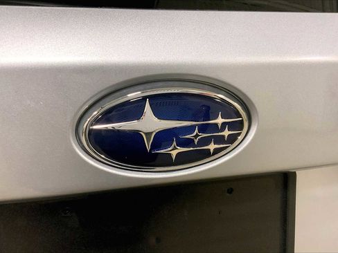 Certified 2025 Subaru Outback Limited image 33