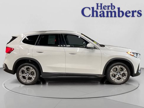 Used 2023 BMW X1 xDrive28i image 16