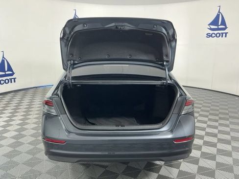 Used 2023 Honda Accord EX image 19