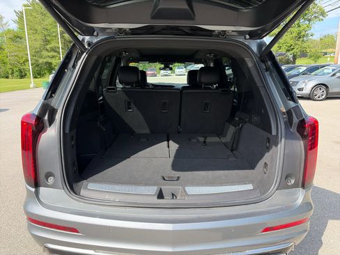 Certified 2023 Cadillac XT6 Luxury AWD/4WD image 8
