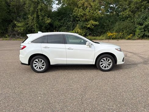 Used 2018 Acura RDX w/ Technology Package AWD/4WD image 15