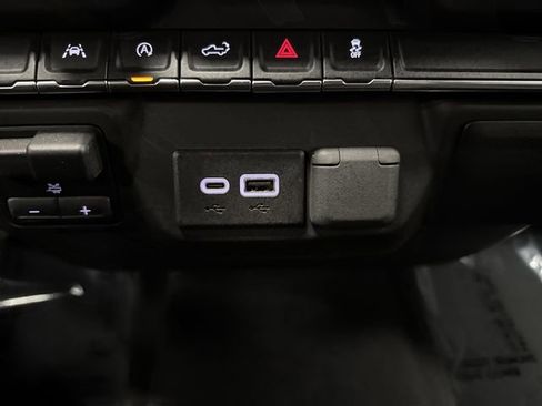 Used 2023 GMC Sierra 1500 Pro w/ Graphite Edition image 23