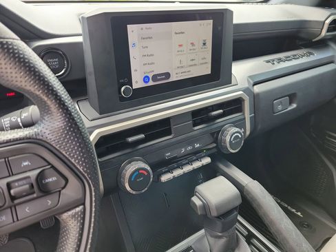 Used 2024 Toyota Tacoma SR5 image 21