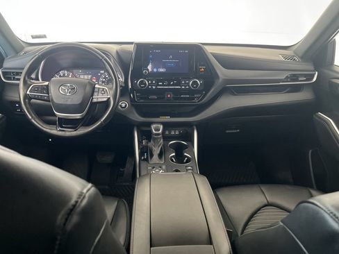 Used 2023 Toyota Highlander XSE AWD/4WD image 33