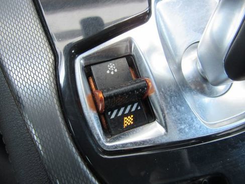 Used 2014 Jaguar F-TYPE S image 46