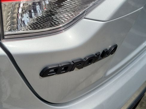 Used 2025 Toyota Corolla SE FWD image 8