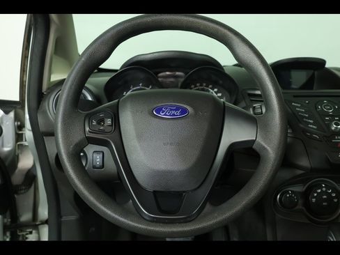 Used 2016 Ford Fiesta S image 18