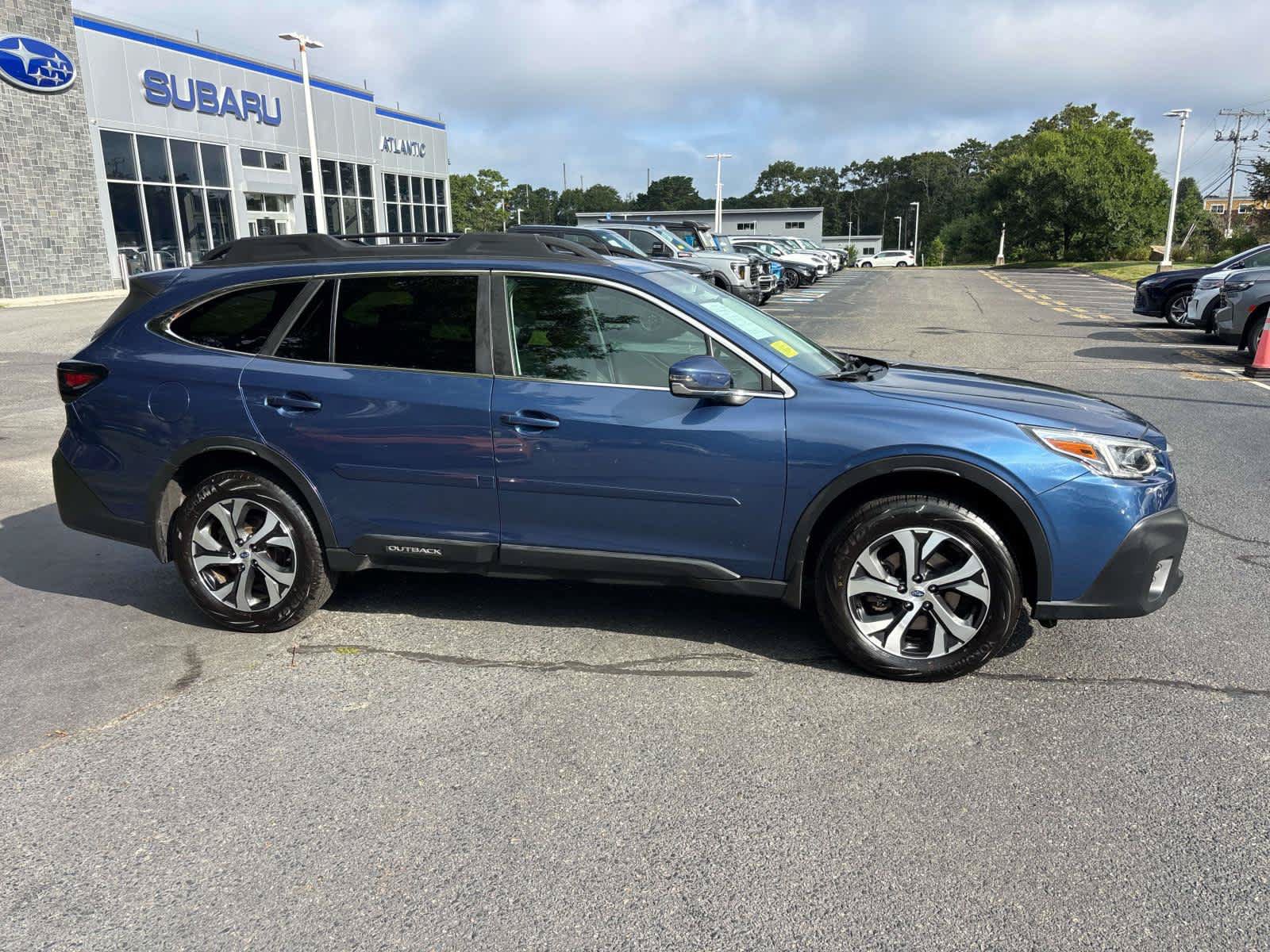 Used 2022 Subaru Outback Limited AWD/4WD image 2