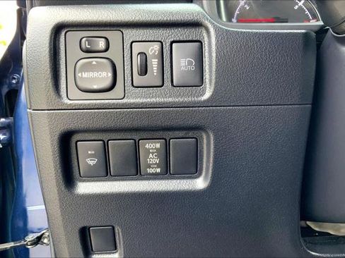 Certified 2021 Toyota 4Runner SR5 Premium image 32