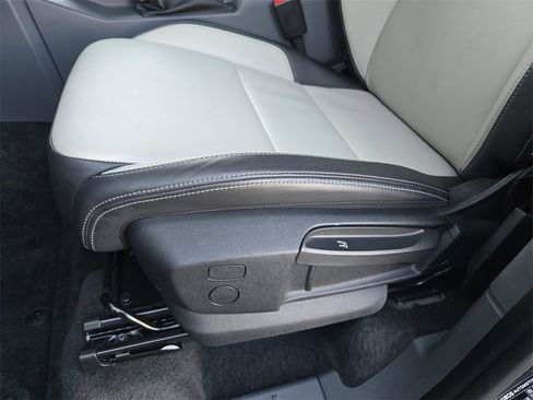 Used 2024 INEOS Grenadier Fieldmaster Edition image 14