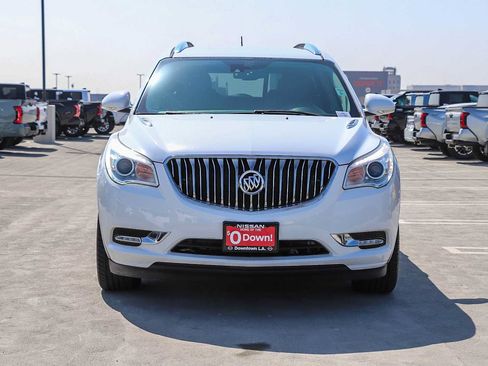 Used 2017 Buick Enclave Premium FWD image 2