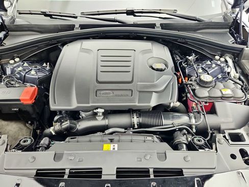 Certified 2025 Land Rover Range Rover Velar Dynamic SE image 20