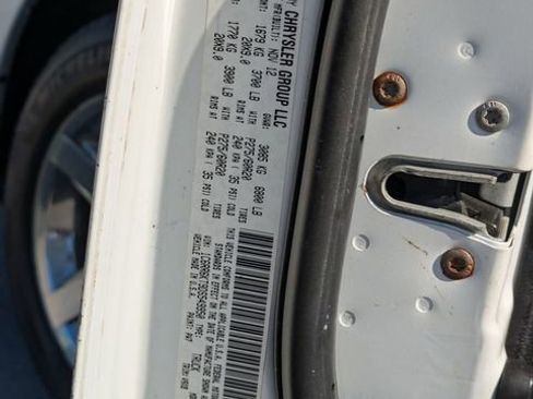 Used 2013 RAM 1500 Express image 29