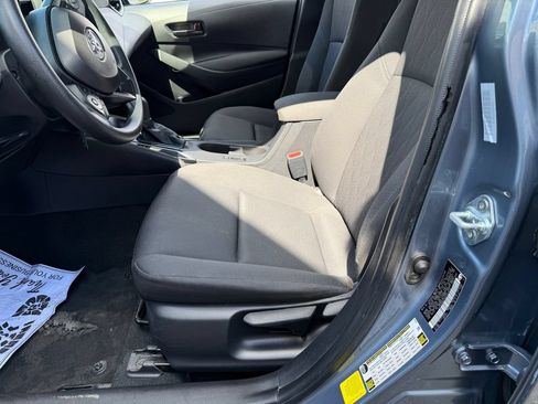 Used 2024 Toyota Corolla LE FWD image 12