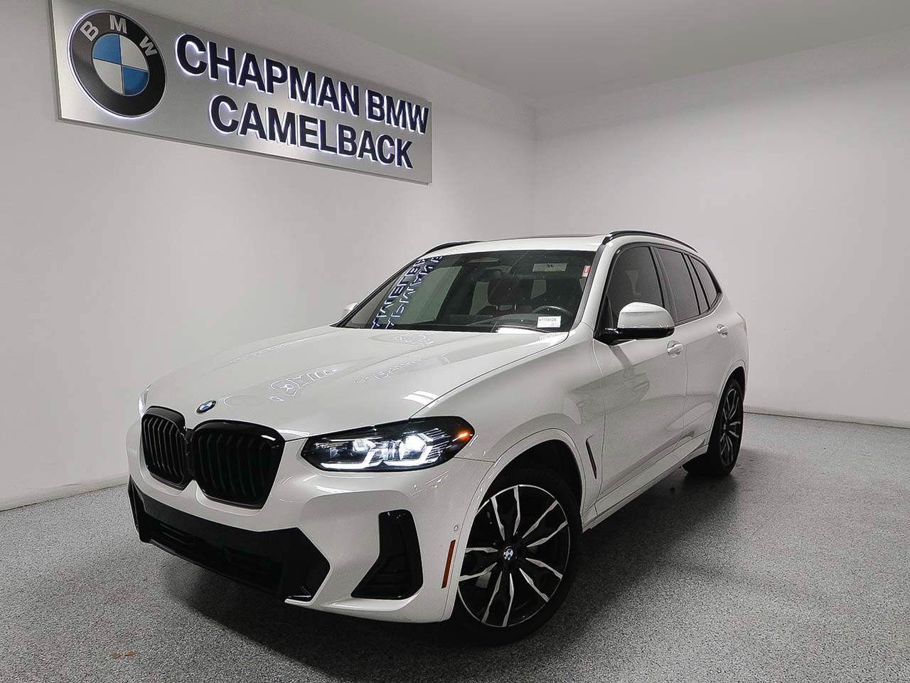 Used 2024 BMW X3 sDrive30i w/ Premium Package RWD image 1