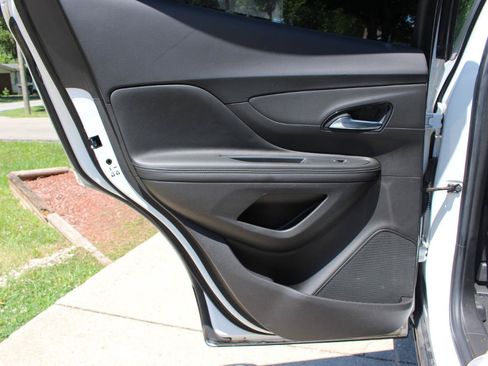Used 2018 Buick Encore Preferred FWD image 30