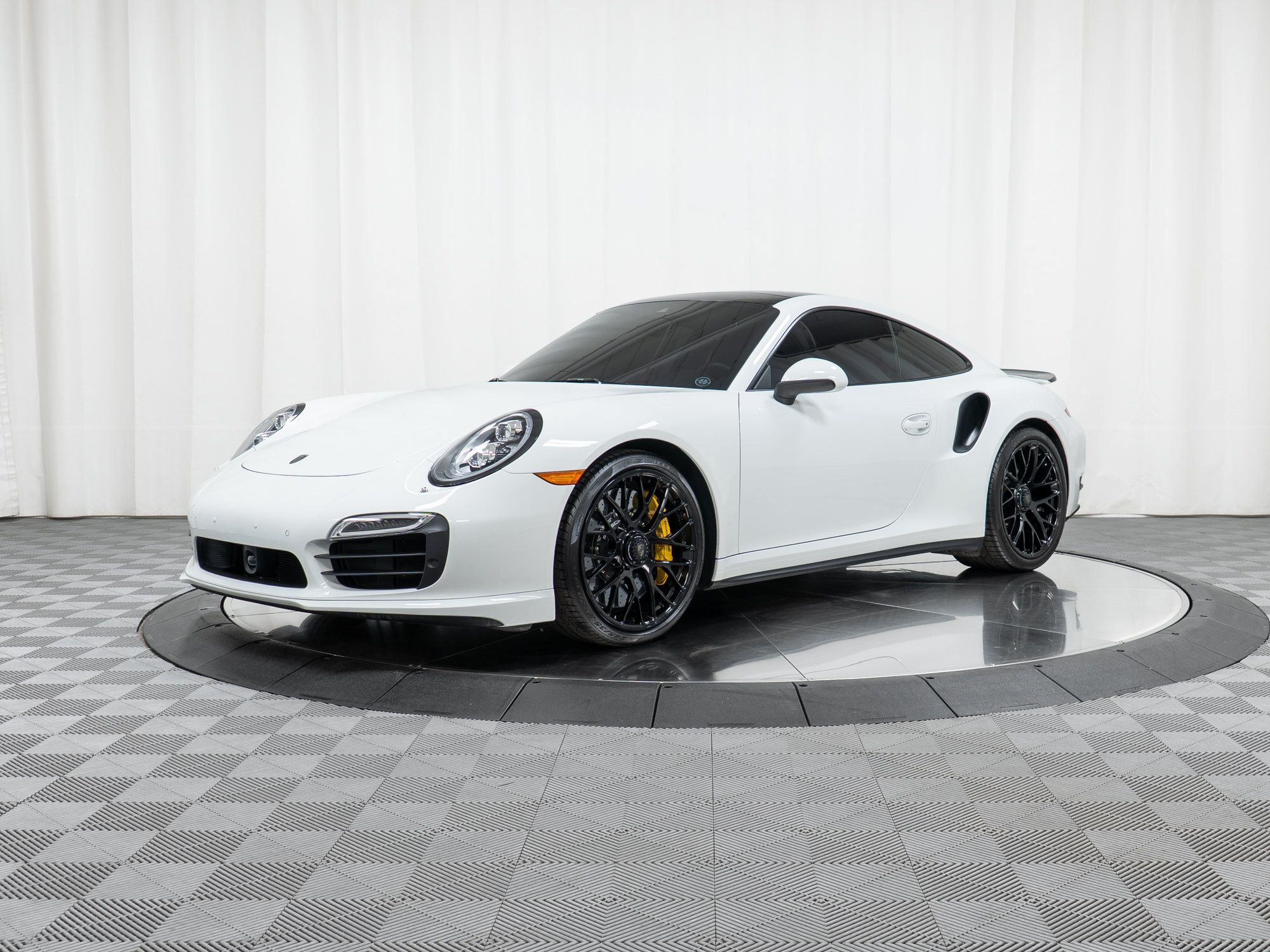 Certified 2014 Porsche 911 Turbo S AWD/4WD image 1