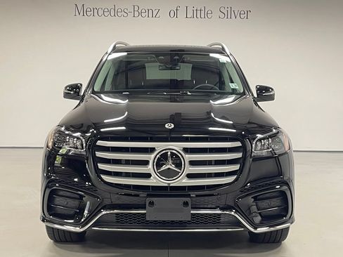 Used 2026 Mercedes-Benz GLS 450 4MATIC image 9