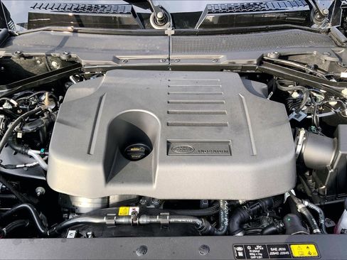 New 2026 Land Rover Defender 110 X-Dynamic SE image 16