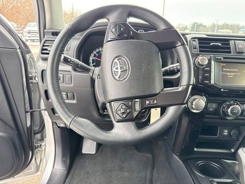 Used 2019 Toyota 4Runner TRD Off-Road image 13