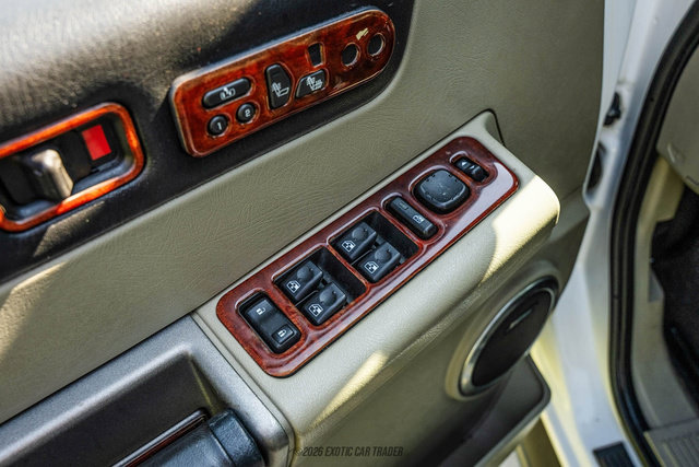 Used 2003 HUMMER H2 w/ Preferred Equipment Group AWD/4WD image 43