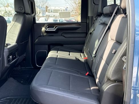 Used 2024 Chevrolet Silverado 2500 LT w/ Convenience Package image 7