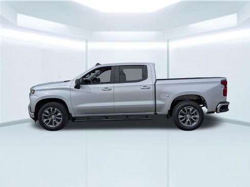 Used 2021 Chevrolet Silverado 1500 RST RWD image 2