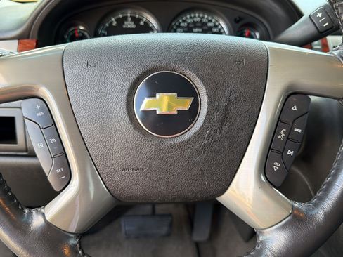 Certified 2011 Chevrolet Suburban LS RWD image 16