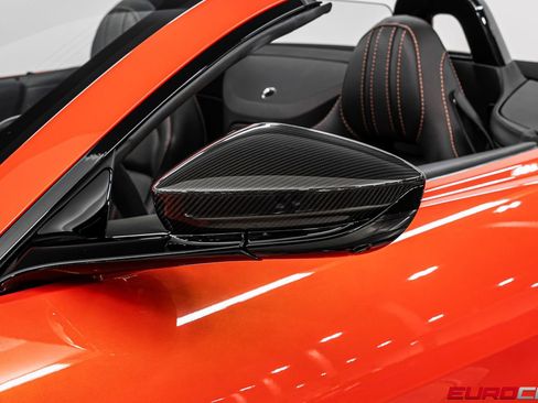 Used 2022 Aston Martin V8 Vantage Roadster image 18