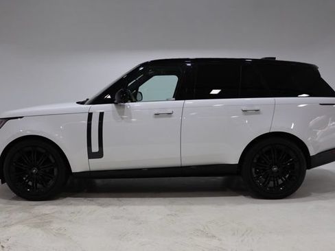 Used 2023 Land Rover Range Rover SE AWD/4WD image 4