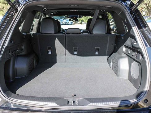 Certified 2025 Subaru Forester Touring AWD/4WD image 26
