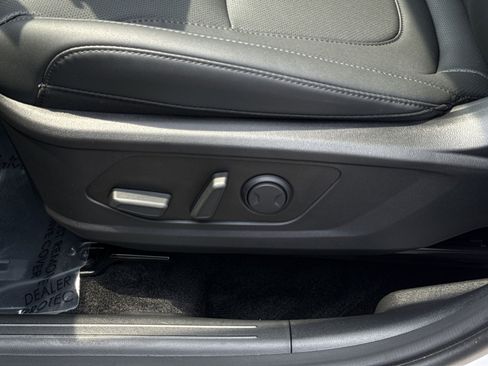 Certified 2025 Hyundai Tucson SEL AWD/4WD image 14